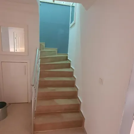 Penthouse Catic